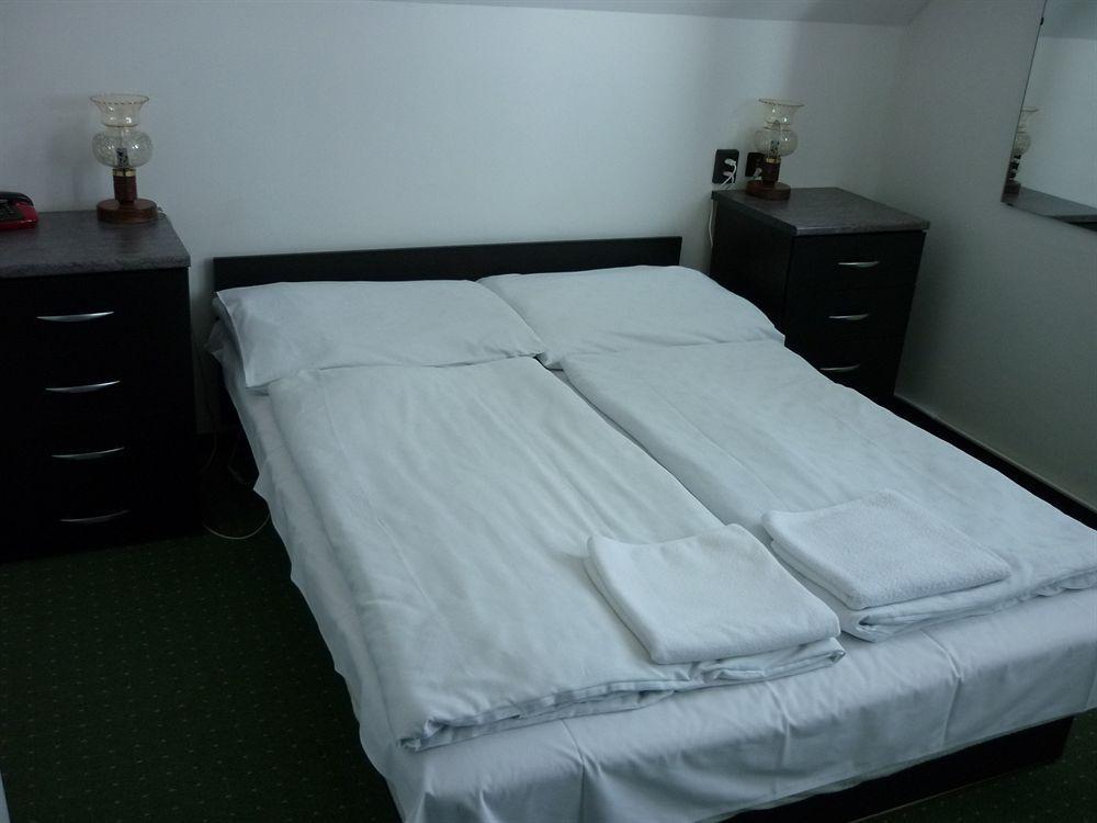Budai Hotel Budapest Eksteriør billede