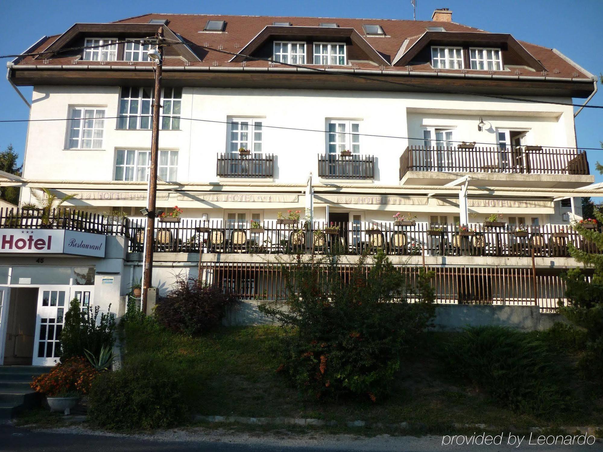 Budai Hotel Budapest Eksteriør billede