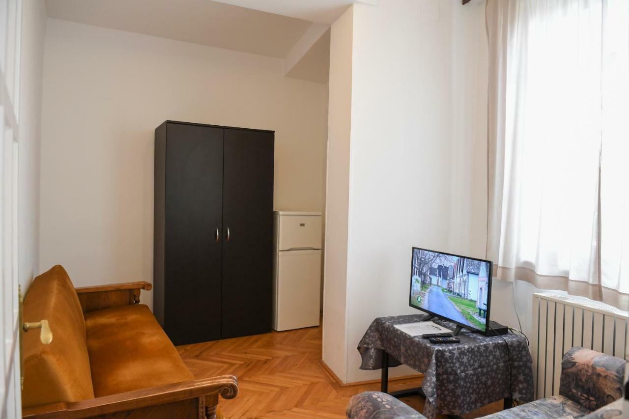 Budai Hotel Budapest Eksteriør billede